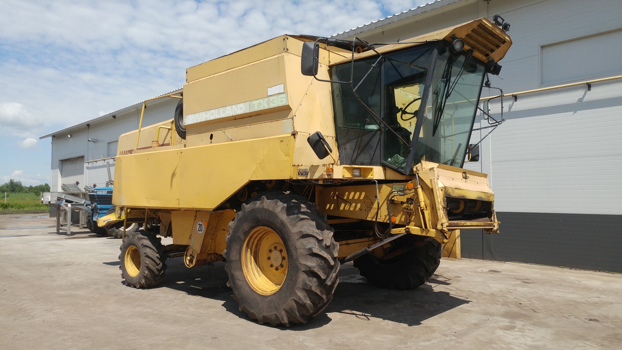 Зернозбиральний комбайн New Holland TX36 - 07 - Annaland.com.ua.jpg Продаж бу сг техніки з Нідерландів